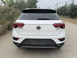 Volkswagen T-Roc 2019 купить из Китая, цена 1 406 000 ₽ — Suifenhe Auto