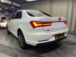 BYD Qin 2020 купить из Китая, цена 1 199 000 ₽ — Suifenhe Auto