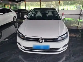 Volkswagen Polo 2019 купить из Китая, цена 1 329 000 ₽ — Suifenhe Auto