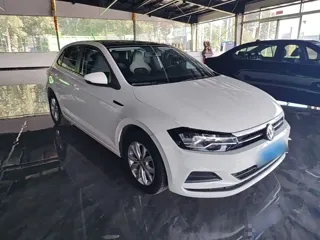 Volkswagen Polo 2019 купить из Китая, цена 1 329 000 ₽ — Suifenhe Auto