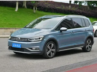 Volkswagen Touran 2019 купить из Китая, цена 1 805 000 ₽ — Suifenhe Auto