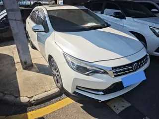 Venucia D60 2019 купить из Китая, цена 1 205 000 ₽ — Suifenhe Auto