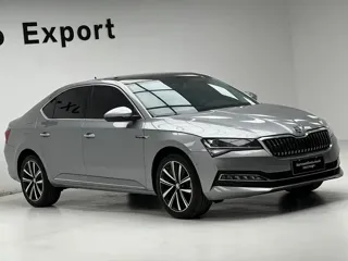 Skoda Superb 2023 купить из Китая, цена 2 446 000 ₽ — Suifenhe Auto