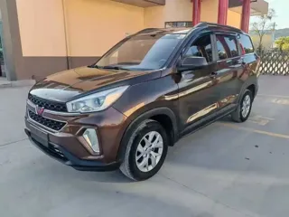 Wuling Hongguang S3 2021 купить из Китая, цена 1 164 000 ₽ — Suifenhe Auto