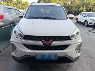 Wuling Hongguang S3 2020 купить из Китая, цена 1 093 000 ₽ — Suifenhe Auto
