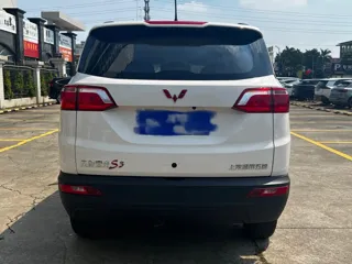 Wuling Hongguang S3 2026 купить из Китая, цена 1 469 000 ₽ — Suifenhe Auto