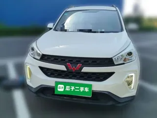 Wuling Hongguang S3 2019 купить из Китая, цена 1 092 000 ₽ — Suifenhe Auto