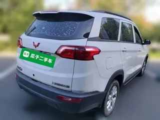 Wuling Hongguang S3 2019 купить из Китая, цена 1 092 000 ₽ — Suifenhe Auto