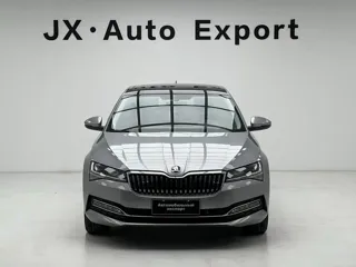 Skoda Superb 2023 купить из Китая, цена 2 355 000 ₽ — Suifenhe Auto