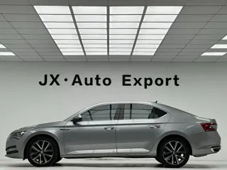 Skoda Superb 2023 купить из Китая, цена 2 355 000 ₽ — Suifenhe Auto
