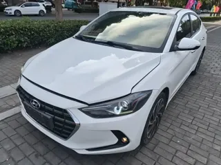 Hyundai Elantra 2019 купить из Китая, цена 1 293 000 ₽ — Suifenhe Auto