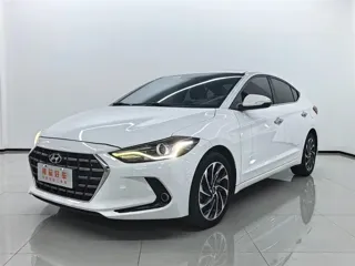 Hyundai Elantra 2020 купить из Китая, цена 1 289 000 ₽ — Suifenhe Auto
