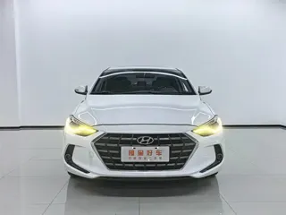 Hyundai Elantra 2020 купить из Китая, цена 1 289 000 ₽ — Suifenhe Auto