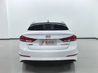 Hyundai Elantra 2020 купить из Китая, цена 1 289 000 ₽ — Suifenhe Auto