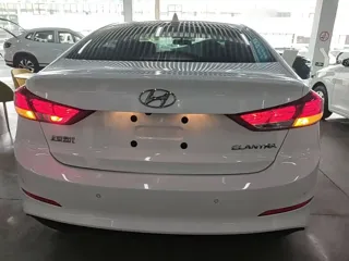 Hyundai Elantra 2020 купить из Китая, цена 1 226 000 ₽ — Suifenhe Auto