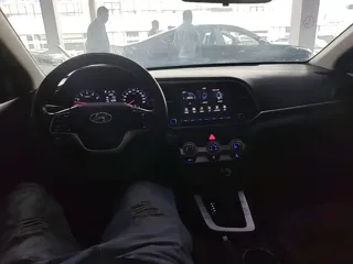 Hyundai Elantra 2020 купить из Китая, цена 1 226 000 ₽ — Suifenhe Auto