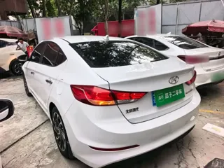 Hyundai Elantra 2020 купить из Китая, цена 1 280 000 ₽ — Suifenhe Auto