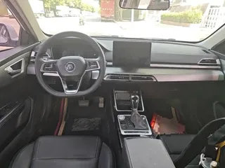 BYD Qin 2020 купить из Китая, цена 1 098 000 ₽ — Suifenhe Auto