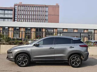 Xpeng G3 2020 купить из Китая, цена 3 167 000 ₽ — Suifenhe Auto