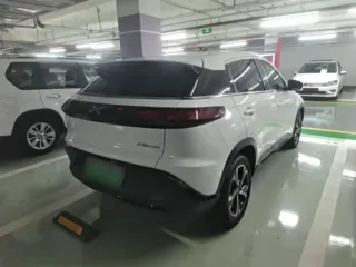Xpeng G3 2020 купить из Китая, цена 3 172 000 ₽ — Suifenhe Auto