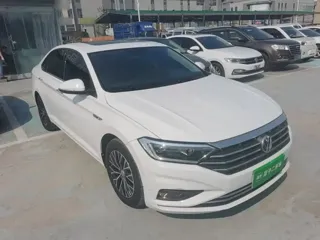 Volkswagen Sagitar 2019 купить из Китая, цена 1 384 000 ₽ — Suifenhe Auto