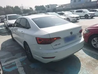 Volkswagen Sagitar 2019 купить из Китая, цена 1 384 000 ₽ — Suifenhe Auto