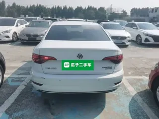 Volkswagen Sagitar 2019 купить из Китая, цена 1 384 000 ₽ — Suifenhe Auto