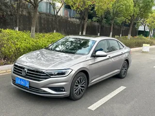Volkswagen Sagitar 2019 купить из Китая, цена 1 209 000 ₽ — Suifenhe Auto