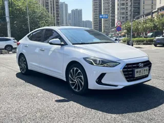 Hyundai Elantra 2019 купить из Китая, цена 1 193 000 ₽ — Suifenhe Auto