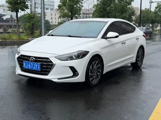 Hyundai Elantra 2019 купить из Китая, цена 1 193 000 ₽ — Suifenhe Auto