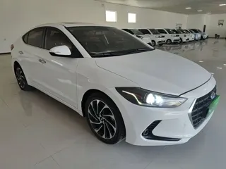Hyundai Elantra 2020 купить из Китая, цена 1 342 000 ₽ — Suifenhe Auto