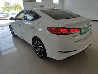 Hyundai Elantra 2020 купить из Китая, цена 1 342 000 ₽ — Suifenhe Auto