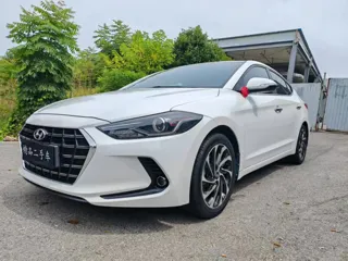 Hyundai Elantra 2019 купить из Китая, цена 1 167 000 ₽ — Suifenhe Auto