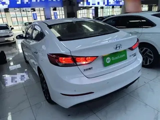 Hyundai Elantra 2019 купить из Китая, цена 1 231 000 ₽ — Suifenhe Auto