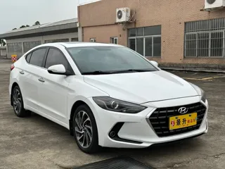 Hyundai Elantra 2020 купить из Китая, цена 1 203 000 ₽ — Suifenhe Auto