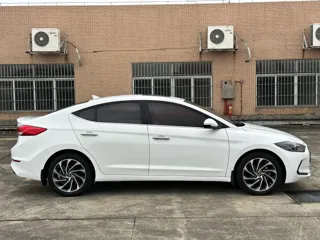 Hyundai Elantra 2020 купить из Китая, цена 1 203 000 ₽ — Suifenhe Auto