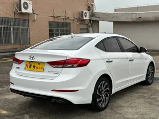 Hyundai Elantra 2020 купить из Китая, цена 1 203 000 ₽ — Suifenhe Auto
