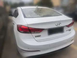 Hyundai Elantra 2019 купить из Китая, цена 1 180 000 ₽ — Suifenhe Auto