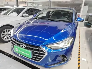 Hyundai Elantra 2019 купить из Китая, цена 1 160 000 ₽ — Suifenhe Auto