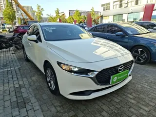 Mazda Mazda3 2020 купить из Китая, цена 1 531 000 ₽ — Suifenhe Auto