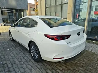 Mazda Mazda3 2020 купить из Китая, цена 1 531 000 ₽ — Suifenhe Auto