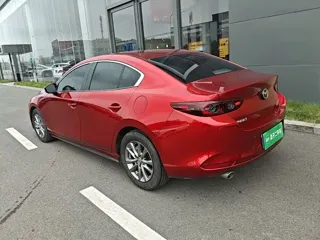 Mazda Mazda3 2021 купить из Китая, цена 1 499 000 ₽ — Suifenhe Auto