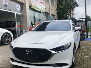 Mazda Mazda3 2019 купить из Китая, цена 1 432 000 ₽ — Suifenhe Auto