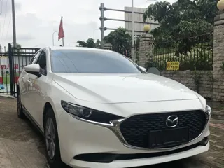 Mazda Mazda3 2019 купить из Китая, цена 1 432 000 ₽ — Suifenhe Auto