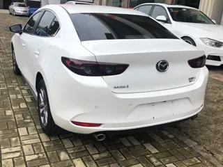Mazda Mazda3 2019 купить из Китая, цена 1 432 000 ₽ — Suifenhe Auto