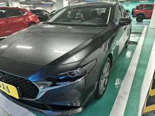 Mazda Mazda3 2020 купить из Китая, цена 1 883 000 ₽ — Suifenhe Auto
