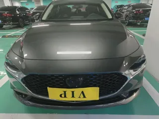 Mazda Mazda3 2020 купить из Китая, цена 1 883 000 ₽ — Suifenhe Auto
