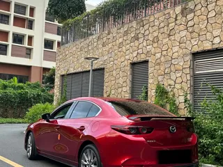 Mazda Mazda3 2020 купить из Китая, цена 1 941 000 ₽ — Suifenhe Auto
