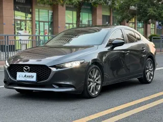 Mazda Mazda3 2019 купить из Китая, цена 1 888 000 ₽ — Suifenhe Auto