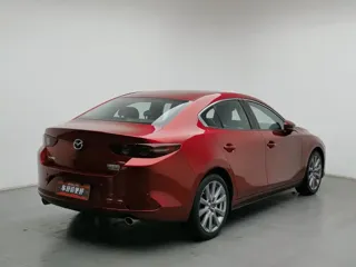 Mazda Mazda3 2020 купить из Китая, цена 1 929 000 ₽ — Suifenhe Auto